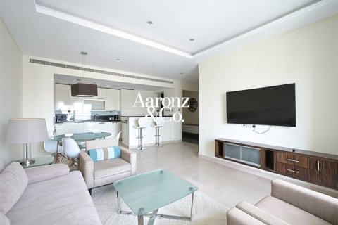 Apartment in Jumeirah Lake Towers, Dubai 2 bedrooms, 120 sq.m. № 115253 - photo 3