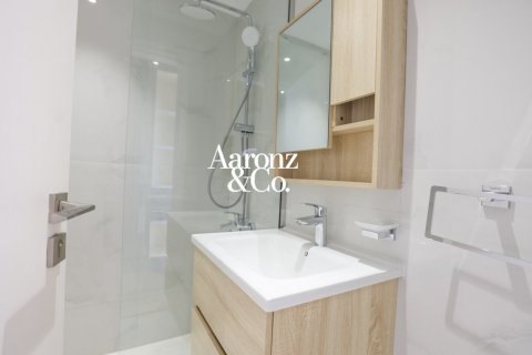 Apartment in Icon Tower 2, Jumeirah Lake Towers, Dubai 2 bedrooms, 87 sq.m. № 115254 - photo 18