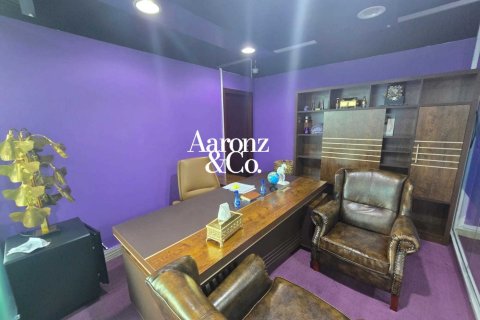 Bureau à Business Bay, Dubai, 169 m², № 115256