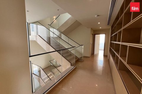 Villa in Dubai Hills Estate, Dubai 5 bedrooms, 649 sq.m. № 123416 - photo 6
