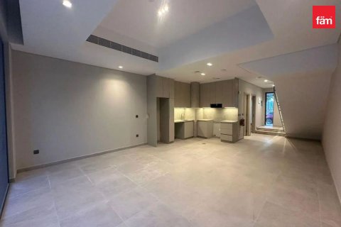 Townhouse in Mohammed Bin Rashid City, Dubai 2 bedrooms, 110.3 sq.m. № 123422 - photo 2