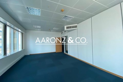 Oficina en Sheikh Zayed Road, Dubai, 186 m², № 84942 - foto 4