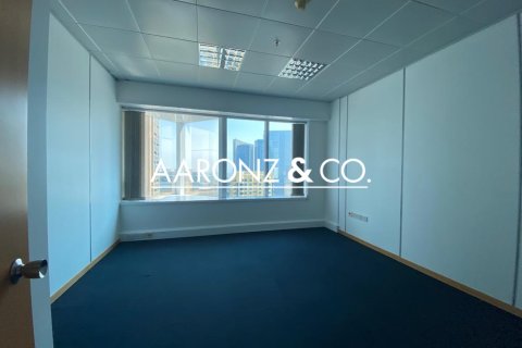 Oficina en Sheikh Zayed Road, Dubai, 186 m², № 84942 - foto 5