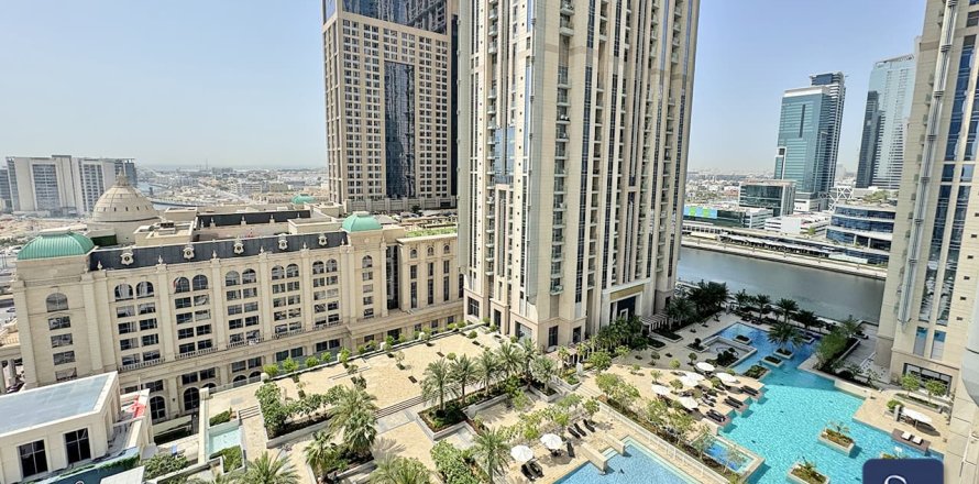 Apartamento en Al Habtoor City, Business Bay, Dubai, 2 dormitorios, 126 m², № 75748
