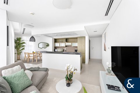 Apartment in Downtown Dubai (Downtown Burj Dubai), Dubai 1 bedroom, 81 sq.m. № 75749 - photo 2