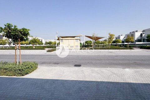 Adosado en Murooj Al Furjan, Al Furjan, Dubai, 4 dormitorios, 335.9 m², № 37753 - foto 20