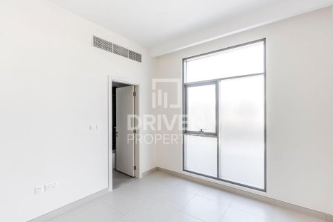 Villa in The Pulse, Dubai South (Dubai World Central), Dubai 5 bedrooms, 372.54 sq.m. № 129845 - photo 14