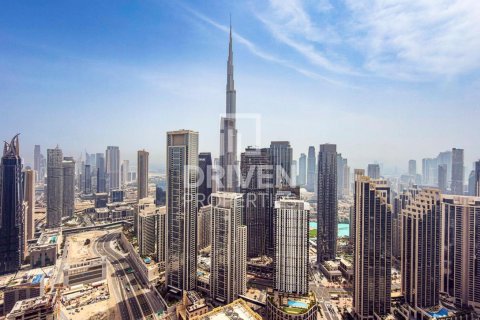 Apartment in Paramount Tower Hotel & Residences, Business Bay, Dubai 2 bedrooms, 104.14 sq.m. № 129833 - photo 11