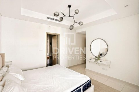 Apartment in Paramount Tower Hotel & Residences, Business Bay, Dubai 2 bedrooms, 104.14 sq.m. № 129833 - photo 20