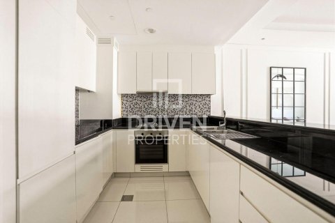 Apartment in Paramount Tower Hotel & Residences, Business Bay, Dubai 2 bedrooms, 104.14 sq.m. № 129833 - photo 15