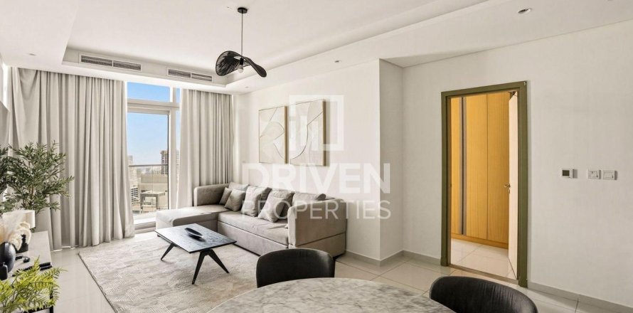 Apartment in Paramount Tower Hotel & Residences, Business Bay, Dubai 2 bedrooms, 104.14 sq.m. № 129833