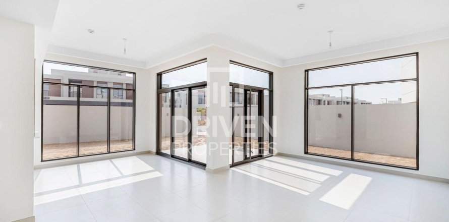 Villa à The Pulse, Dubai South (Dubai World Central), Dubai, 4 chambres, 374.68 m², № 129844