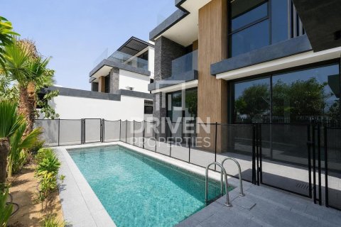 Villa in Tilal Al Ghaf, Dubai 5 bedrooms, 473.25 sq.m. № 134349