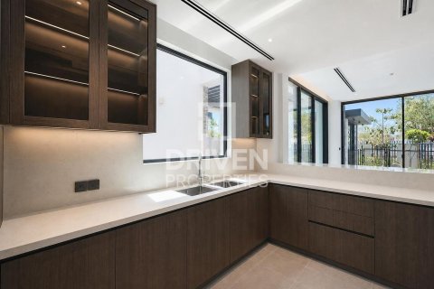 Villa en Tilal Al Ghaf, Dubai, 5 dormitorios, 473.25 m², № 134349 - foto 19