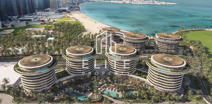 Apartment in Dubai Harbour, Dubai 2 bedrooms, 198 sq.m. № 121356