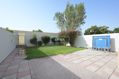 فيلا في The Springs, دبي 3 غرف نوم, 243 م² رقم 48050 - صورة 10