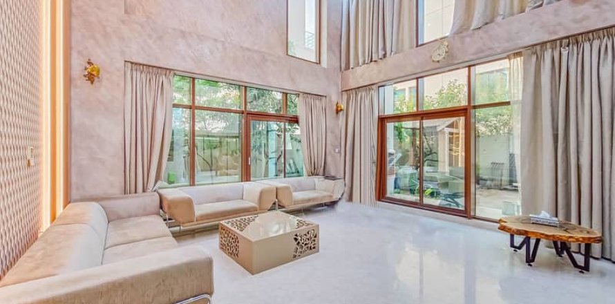 Villa in Meydan, Dubai 6 bedrooms, 512 sq.m. № 56569