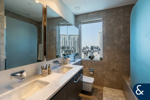 Apartment in Dubai Creek Harbour (The Lagoons), Dubai 4 bedrooms, 283 sq.m. № 75620 - photo 15