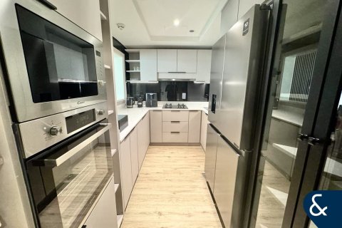 Купить квартиру в Shoreline Apartments, Пальма Джумейра, Дубай: 2 спальни, 147м², № 75618 - фото 2