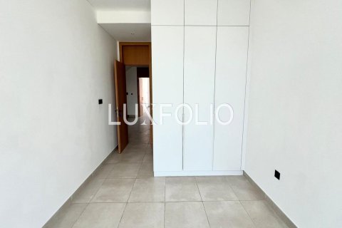 Adosado en Jumeirah Golf Estates, Dubai, 4 dormitorios, 322 m², № 46409 - foto 7