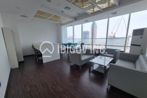 Снять в аренду офис в Бизнес-Бэе, Дубай: 42м², № 46486 - фото 1