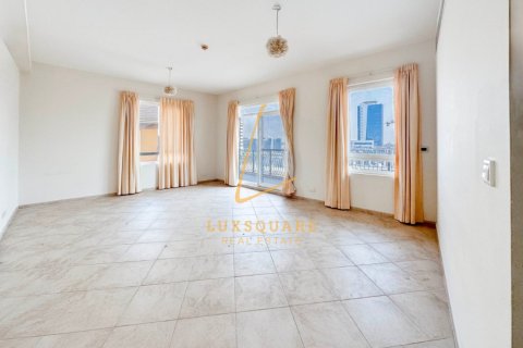 Apartamento en Uptown Motor City, Motor City, Dubai, 3 dormitorios, 196 m², № 69757 - foto 2