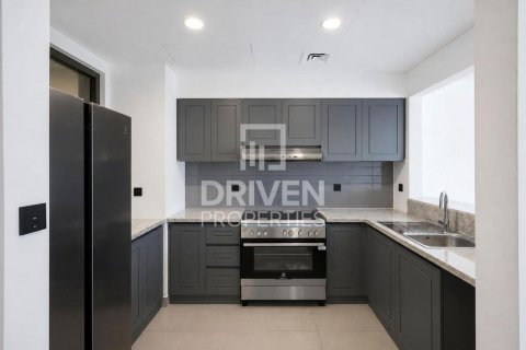 Townhouse in Damac Lagoons, Dubai 4 bedrooms, 144 sq.m. № 128197 - photo 16