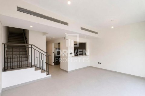 Townhouse in Damac Lagoons, Dubai 4 bedrooms, 144 sq.m. № 128197 - photo 4