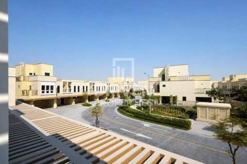 Townhouse in Damac Lagoons, Dubai 4 bedrooms, 144 sq.m. № 128197 - photo 27