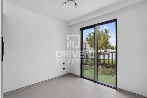Villa in Harmony, Tilal Al Ghaf, Dubai 4 bedrooms, 449.46 sq.m. № 128202 - photo 9