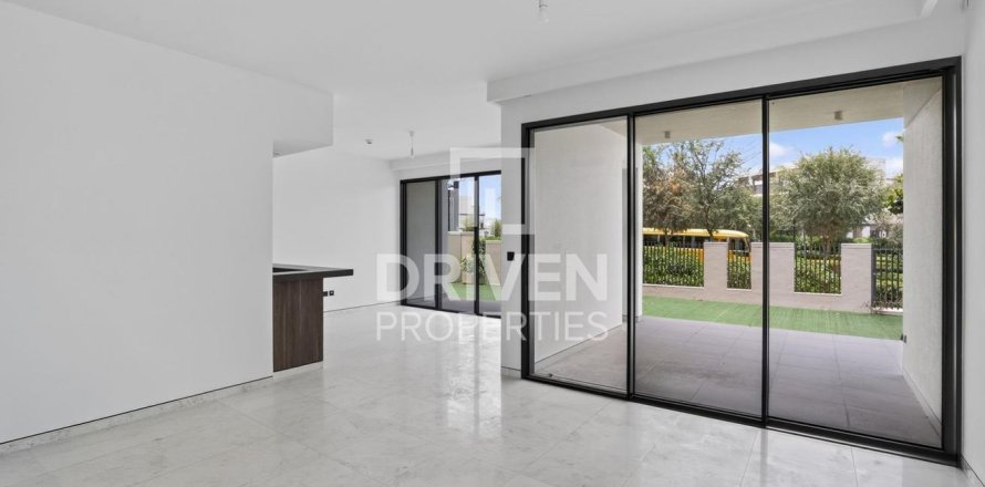 Villa in Harmony, Tilal Al Ghaf, Dubai 4 bedrooms, 449.46 sq.m. № 128202