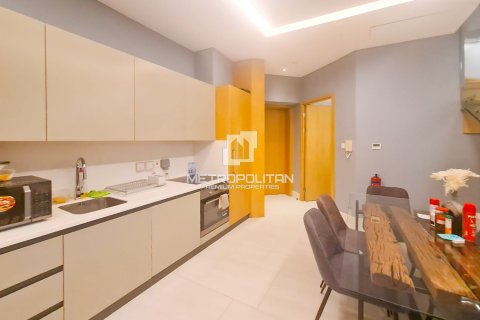 Apartment in Business Bay, Dubai 1 bedroom, 104 sq.m. № 72990 - photo 13