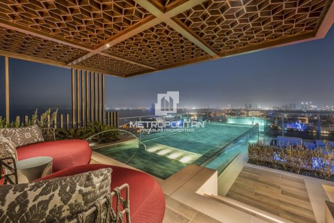 Penthouse in Palm Jumeirah, Dubai 4 bedrooms, 658 sq.m. № 72993 - photo 1