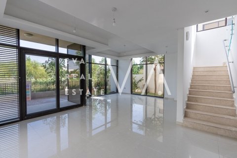 Villa in DAMAC Hills (Akoya by DAMAC), Dubai 6 bedrooms, 349.95 sq.m. № 52658 - photo 1
