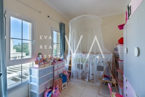 Villa à Meadows, Dubai, 2 chambres, 178.74 m², № 52661 - photo 11