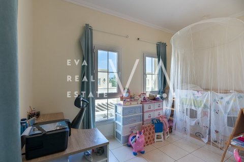 Villa à Meadows, Dubai, 2 chambres, 178.74 m², № 52661 - photo 10