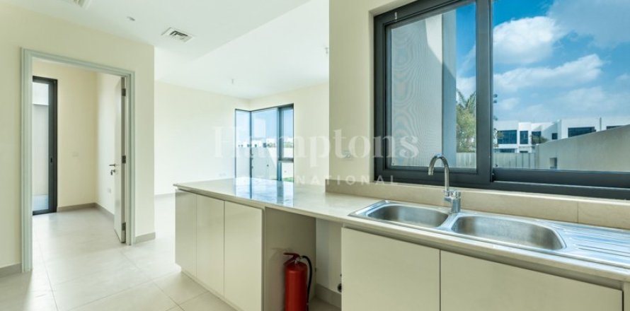 Villa in Maple at Dubai Hills Estate, Dubai Hills Estate, Dubai 4 bedrooms, 228.727 sq.m. № 12557