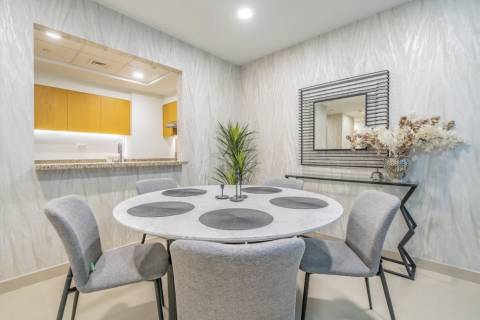 Apartamento en BELLEVUE TOWERS en Dubai, 2 dormitorios, 120 m², № 31055 - foto 13