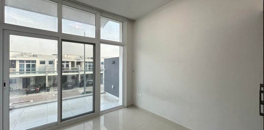Maison de ville à Dubai, 5 chambres, 112.2 m², № 109514