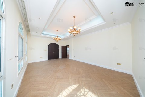 Villa in Dubai 6 bedrooms, 3938.1 sq.m. № 139328 - photo 16