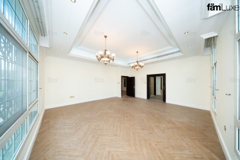 Villa in Dubai 6 bedrooms, 3938.1 sq.m. № 139328 - photo 20