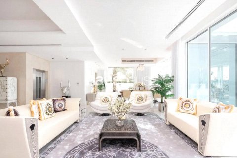 Villa en Palm Jumeirah, Dubai, 6 dormitorios, 1034 m², № 44978 - foto 2