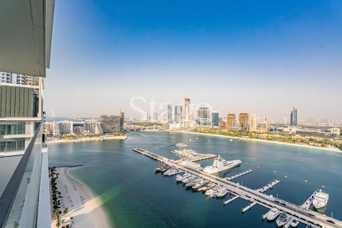 Apartment in EMAAR Beachfront, Dubai Harbour, Dubai 4 bedrooms, 226 sq.m. № 122068