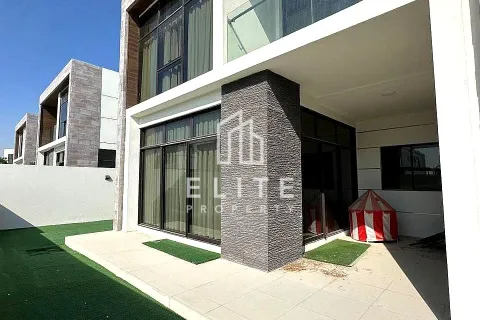 Villa in Trevi, DAMAC Hills (Akoya by DAMAC), Dubai 5 bedrooms № 85430 - photo 6