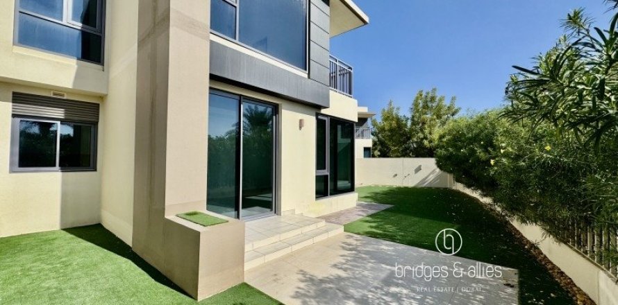 Villa à Dubai Hills Estate, Dubai, 4 chambres, 313 m², № 99685