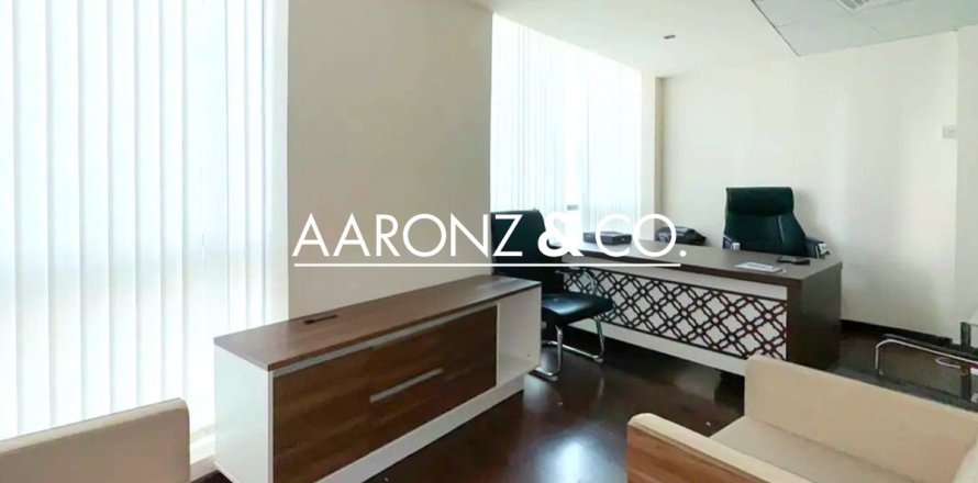 Bureau à Business Bay, Dubai, 92 m², № 99682