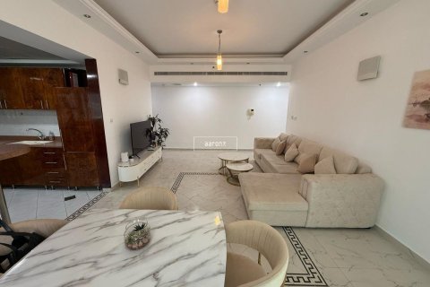 Apartment in Dubai Marina, Dubai 1 bedroom, 98.9 sq.m. № 18338 - photo 2