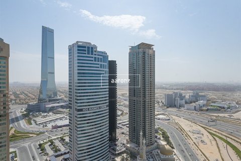 Apartment in Jumeirah Lake Towers, Dubai 3 bedrooms, 106.5 sq.m. № 18335 - photo 12
