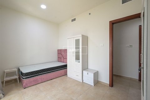 Apartment in Jumeirah Lake Towers, Dubai 3 bedrooms, 106.5 sq.m. № 18335 - photo 7