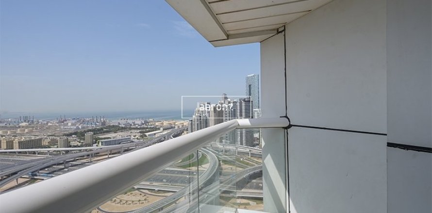Apartment in Jumeirah Lake Towers, Dubai 3 bedrooms, 106.5 sq.m. № 18335